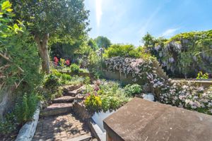 Photo 28- click for photo gallery